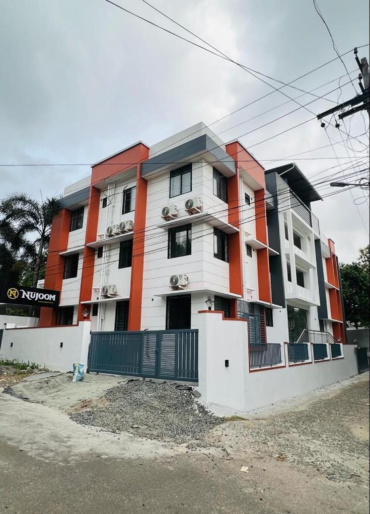 Hotel Nujoom Rooms & Apartments Kochi Exterior photo